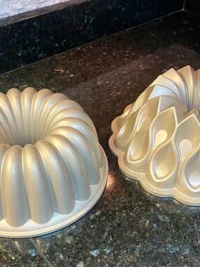 2 Nordic Ware Cake Pans